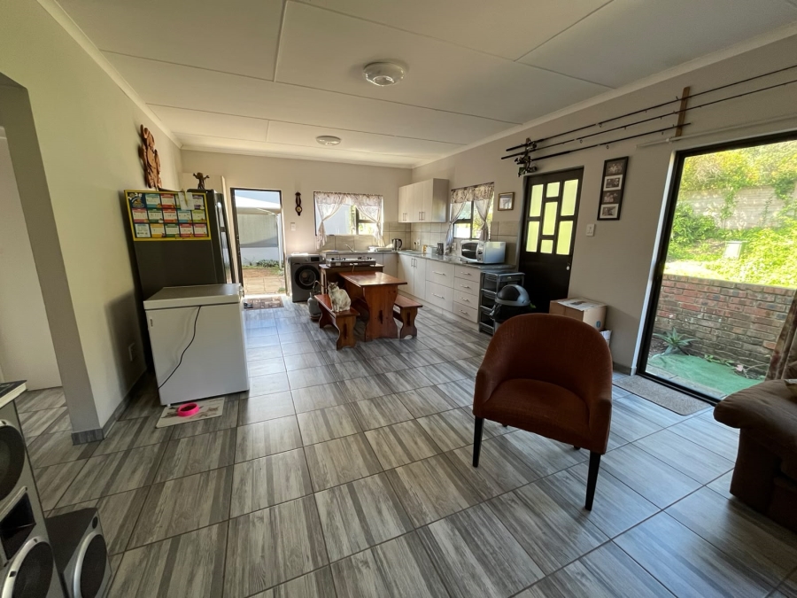 2 Bedroom Property for Sale in Cosy Corner Eastern Cape